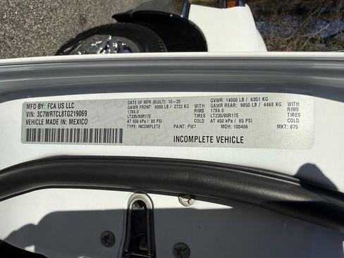 New 2026 RAM 3500 Tradesman w/ Chrome Appearance Group A image 31