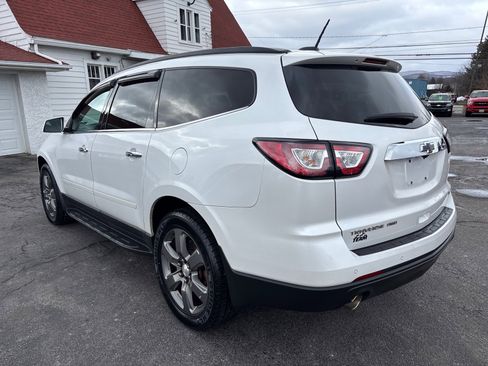 Used 2017 Chevrolet Traverse LT w/ Graphite Special Edition image 5