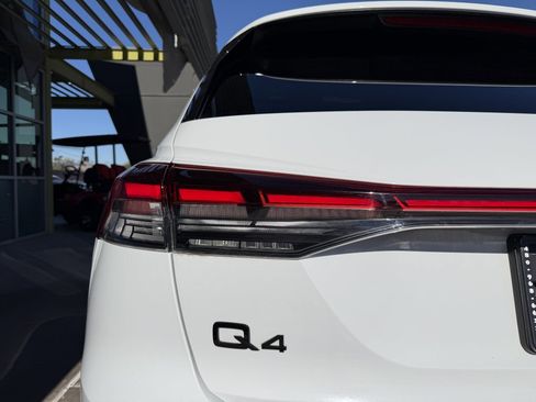 Used 2023 Audi Q4 e-tron Premium Plus w/ Premium Plus image 14