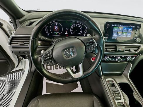 Used 2021 Honda Accord Sport image 11