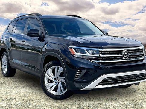 Used 2023 Volkswagen Atlas SE w/ Panoramic Sunroof Package FWD image 1