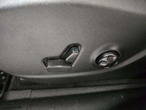 Used 2021 Jeep Cherokee Trailhawk w/ Technology Group image 20