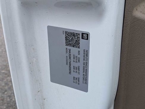 New 2024 Chevrolet Express 3500 w/ Power Convenience Package image 28