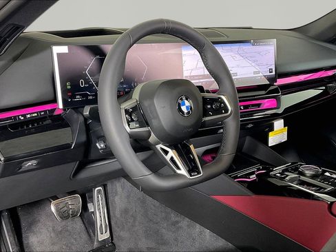 New 2026 BMW 540i xDrive w/ M Sport Package image 10