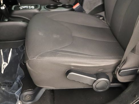 Used 2018 Jeep Wrangler Unlimited Sport w/ Connectivity Group AWD/4WD image 24