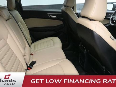 Used 2022 Ford Edge SEL AWD/4WD image 11