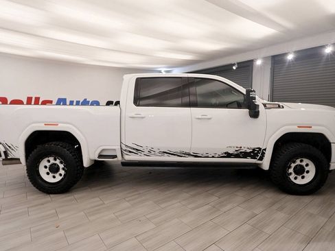 Used 2023 GMC Sierra 2500 AT4 w/ AT4 Premium Plus Package AWD/4WD image 6
