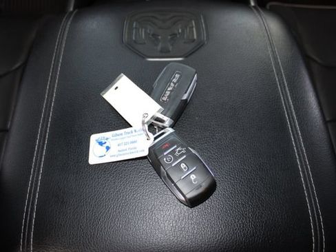 Used 2023 RAM 1500 Laramie AWD/4WD image 30