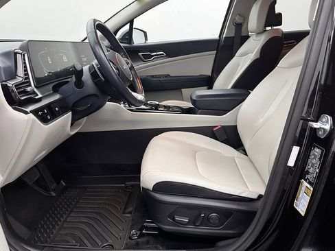 Used 2023 Kia Sportage EX image 17