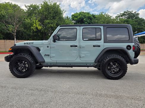 Used 2024 Jeep Wrangler Unlimited Sport AWD/4WD image 6