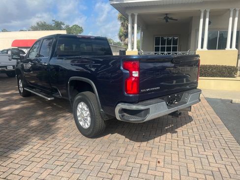 Used 2021 Chevrolet Silverado 3500 LTZ w/ LTZ Convenience Package AWD/4WD image 3