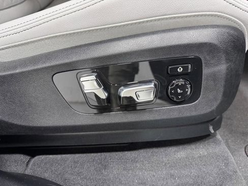 New 2026 BMW X7 xDrive40i w/ M Sport Package image 23