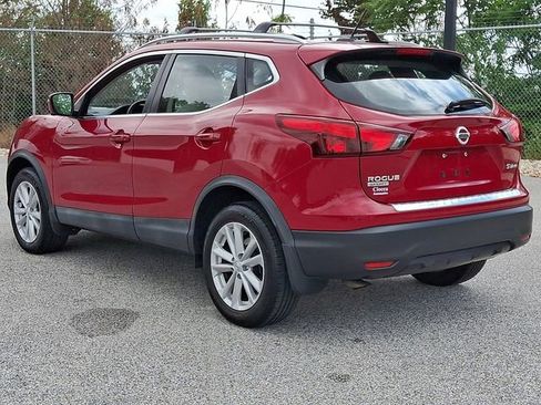 Used 2018 Nissan Rogue Sport SV w/ SV Technology Package AWD/4WD image 7