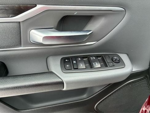 Used 2021 RAM 1500 Big Horn AWD/4WD image 15