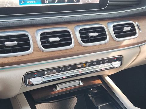 Used 2022 Mercedes-Benz GLE 450 4MATIC image 19