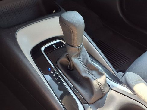 Certified 2025 Toyota Corolla LE FWD image 13