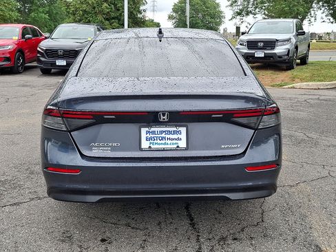 Used 2023 Honda Accord EX image 5