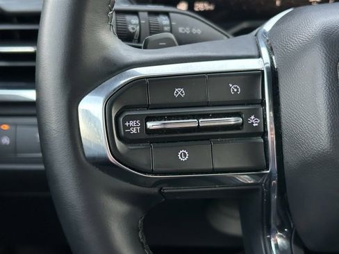 Certified 2025 GMC Acadia Elevation image 22