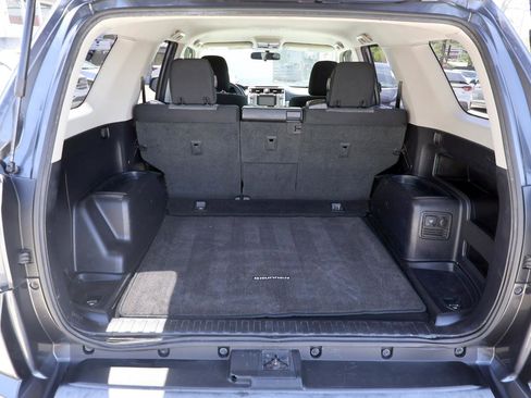 Used 2015 Toyota 4Runner SR5 image 6