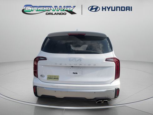 Used 2024 Kia Telluride S w/ S Sunroof Package FWD image 6