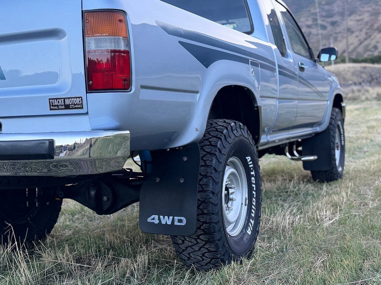 Used 1990 Toyota Pickup Deluxe AWD/4WD image 32