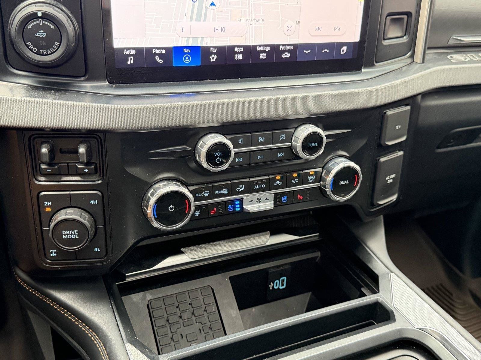Used 2024 Ford F250 Platinum AWD/4WD image 25