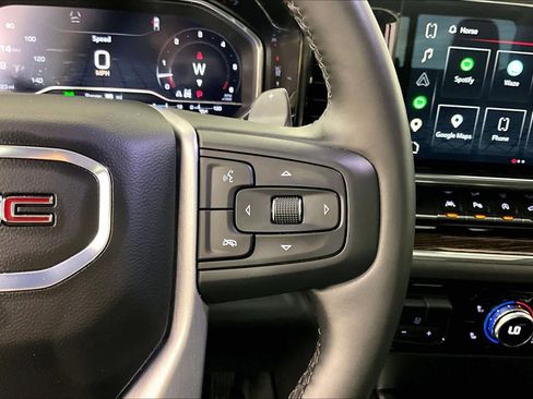 Used 2024 GMC Sierra 1500 Elevation w/ Elevation Premium Package AWD/4WD image 24