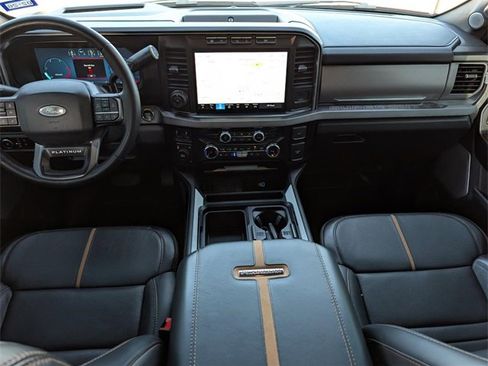 Certified 2024 Ford F250 Platinum image 30