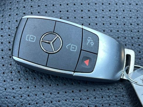 Used 2021 Mercedes-Benz C 300 4MATIC Sedan w/ Premium Package image 31