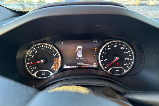 Used 2021 Jeep Renegade Latitude w/ Convenience Group AWD/4WD image 15