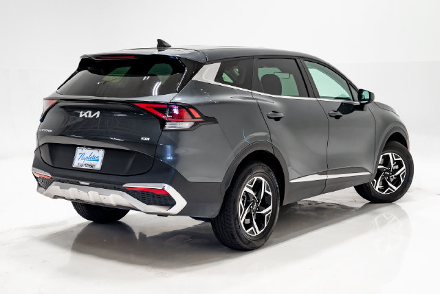 Used 2024 Kia Sportage LX AWD/4WD image 31