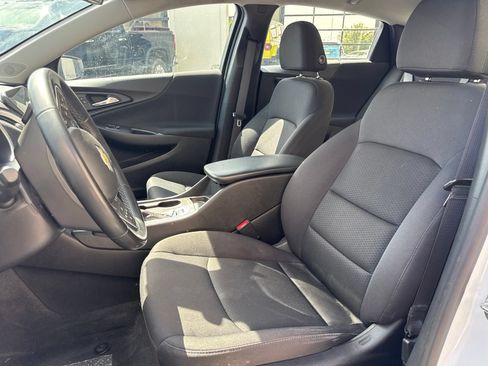 Used 2023 Chevrolet Malibu RS FWD image 17