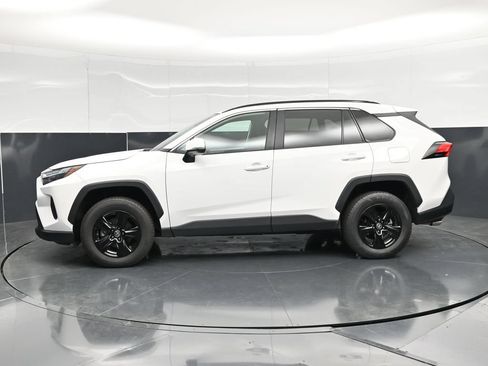 Used 2024 Toyota RAV4 XLE w/ Weather Package AWD/4WD image 6