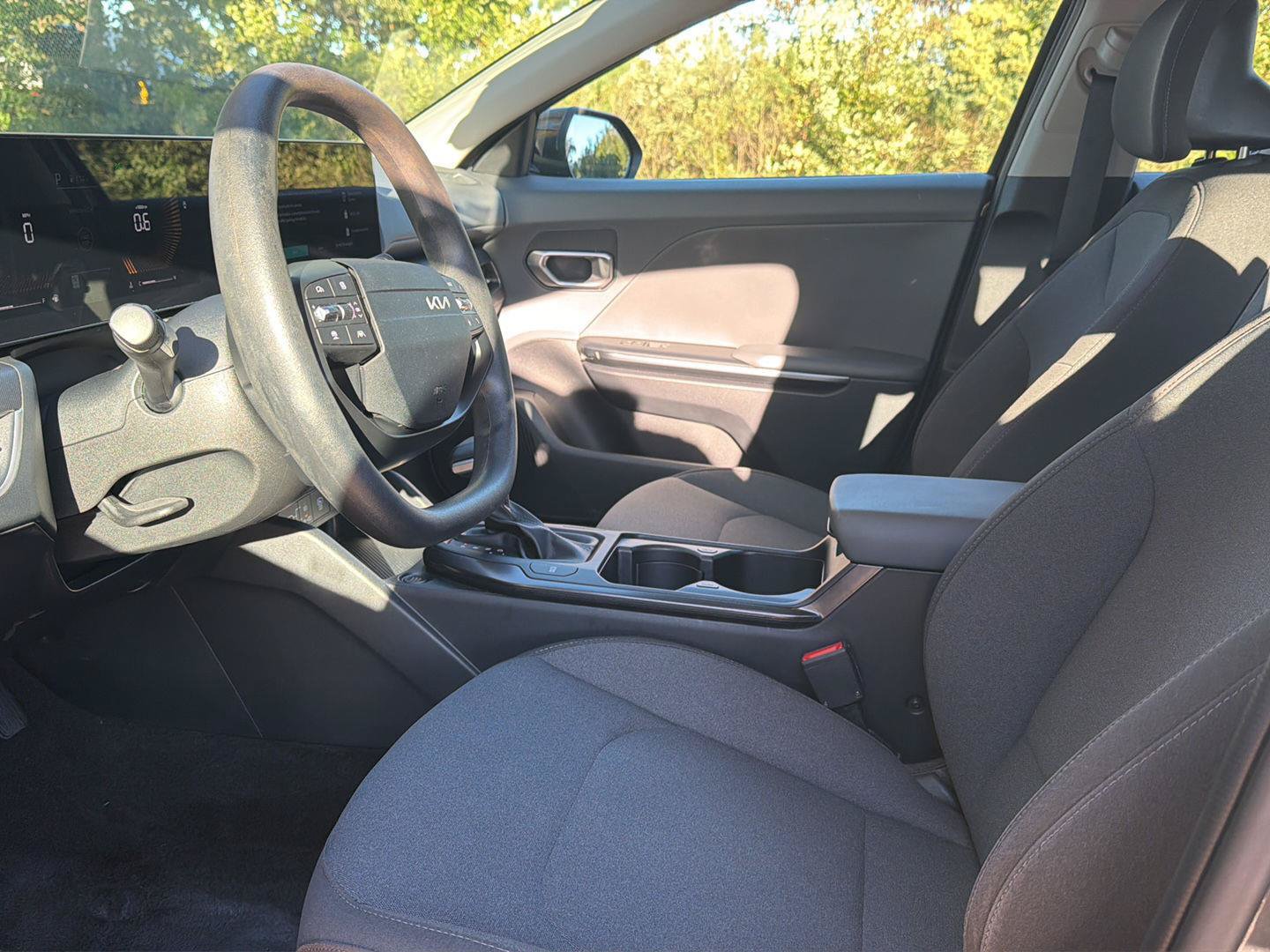 Used 2025 Kia K4 FWD image 11