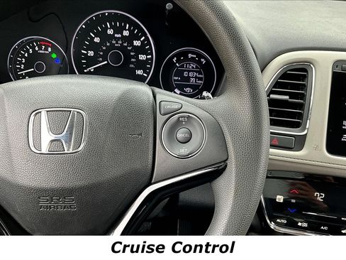 Used 2017 Honda HR-V EX image 12