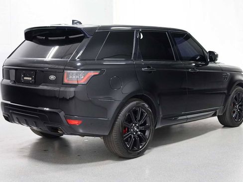 Used 2022 Land Rover Range Rover Sport HST image 9