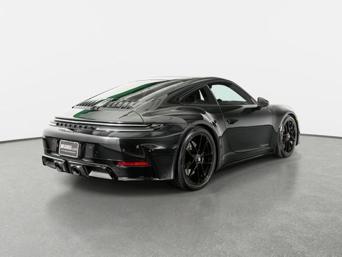 Used 2026 Porsche 911 Carrera 4 GTS image 10