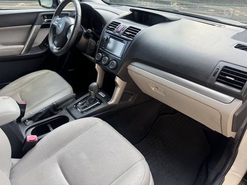 Used 2015 Subaru Forester 2.5i Touring w/ Eyesight & Navigation System AWD/4WD image 11