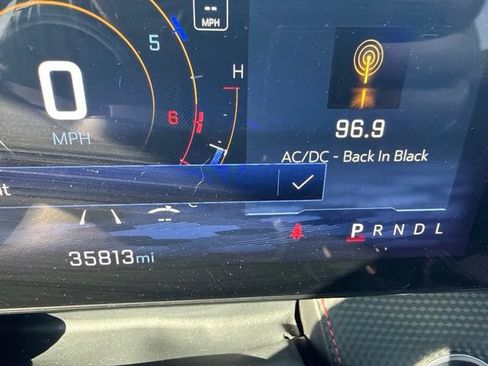 Used 2025 Chevrolet Equinox RS w/ Safety and Technology Package AWD/4WD image 11