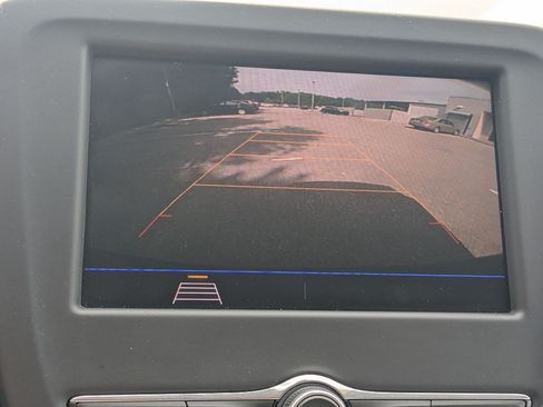 Used 2020 Chevrolet Equinox LT AWD/4WD image 21