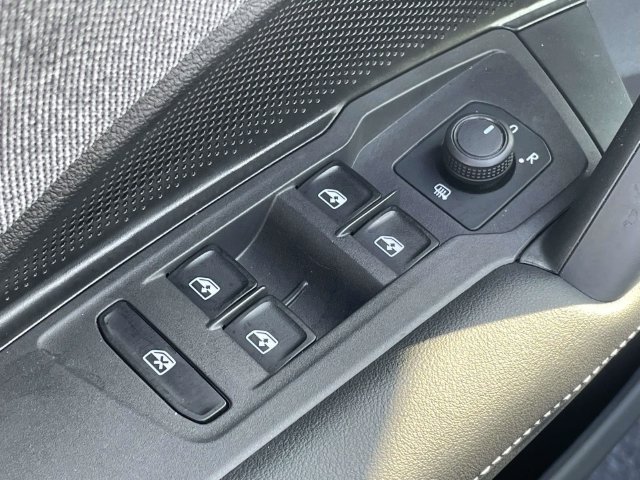 Certified 2026 Volkswagen Tiguan S FWD image 15
