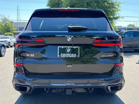 Used 2024 BMW X5 xDrive40i w/ M Sport Package AWD/4WD image 9