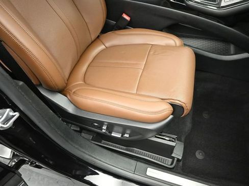 Certified 2023 Lincoln Nautilus Reserve w/ Equipment Group 202A image 33