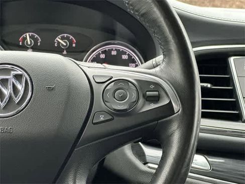 Used 2018 Buick Enclave Premium w/ Experience Buick Package image 10