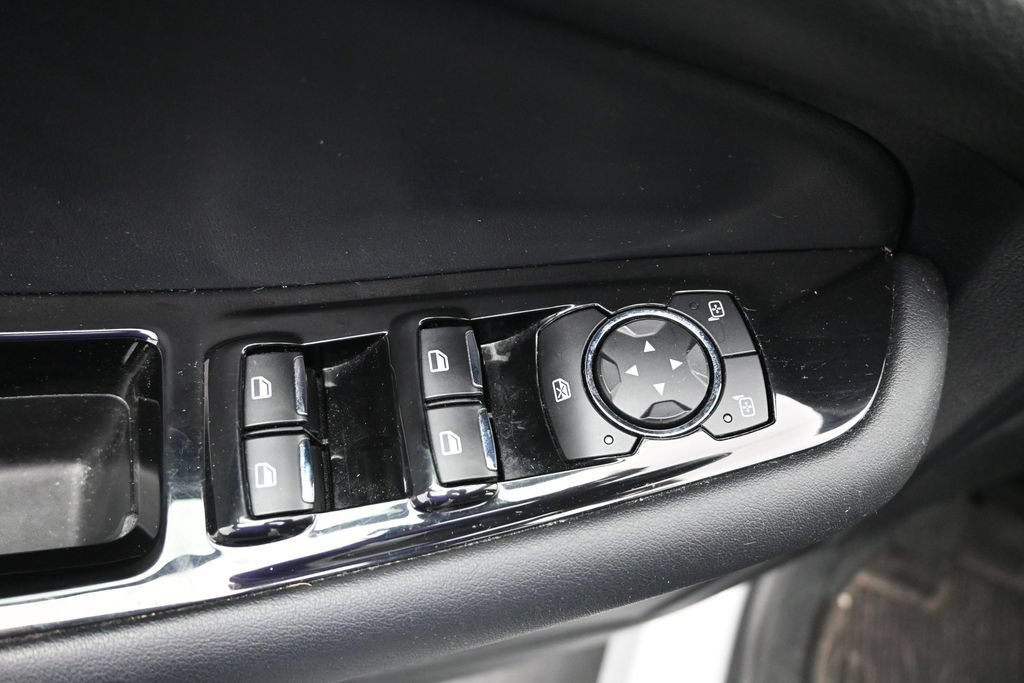 Used 2019 Ford Edge SEL w/ Equipment Group 201A AWD/4WD image 12