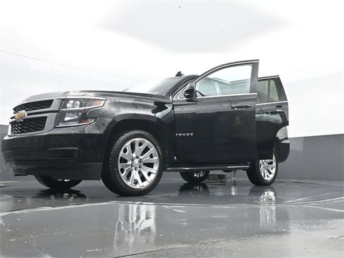 Used 2019 Chevrolet Tahoe LS w/ Max Trailering Package image 32