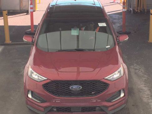 Used 2023 Ford Edge ST w/ Equipment Group 401A image 2