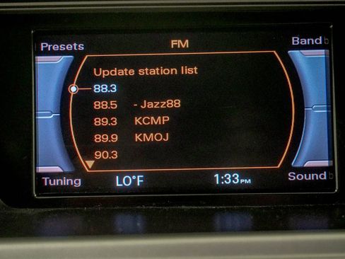 Used 2010 Audi A4 2.0T Premium AWD/4WD image 23