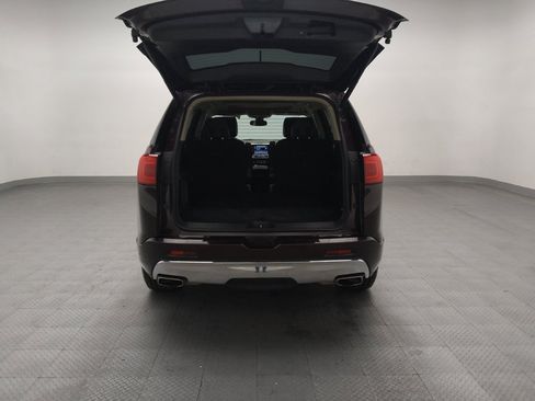 Used 2017 GMC Acadia Denali w/ Technology Package AWD/4WD image 29