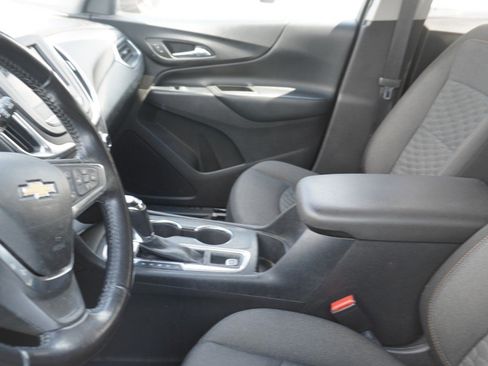 Used 2019 Chevrolet Equinox LT FWD image 9